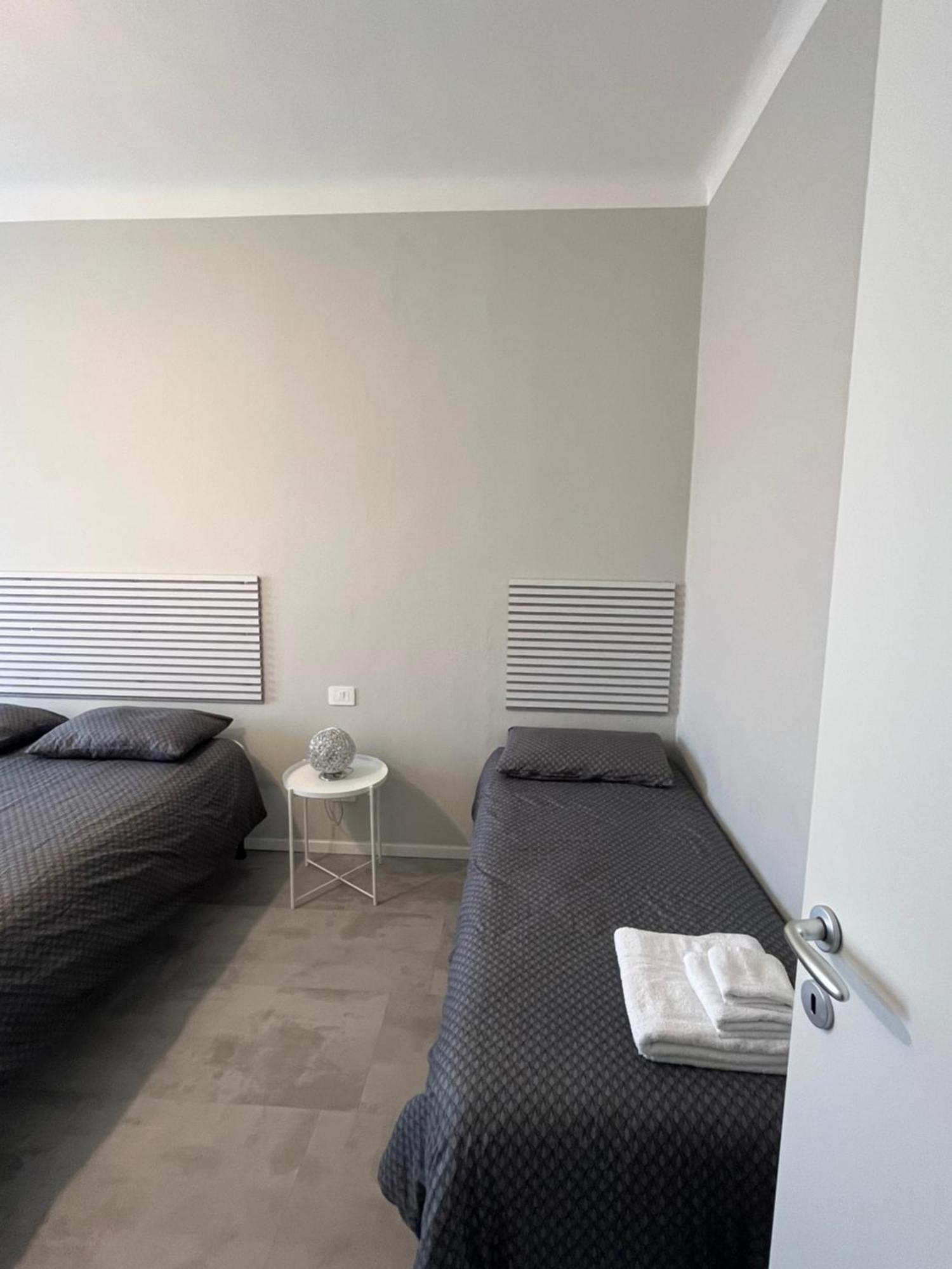 Giacomino Apartment Central Station Милан Экстерьер фото